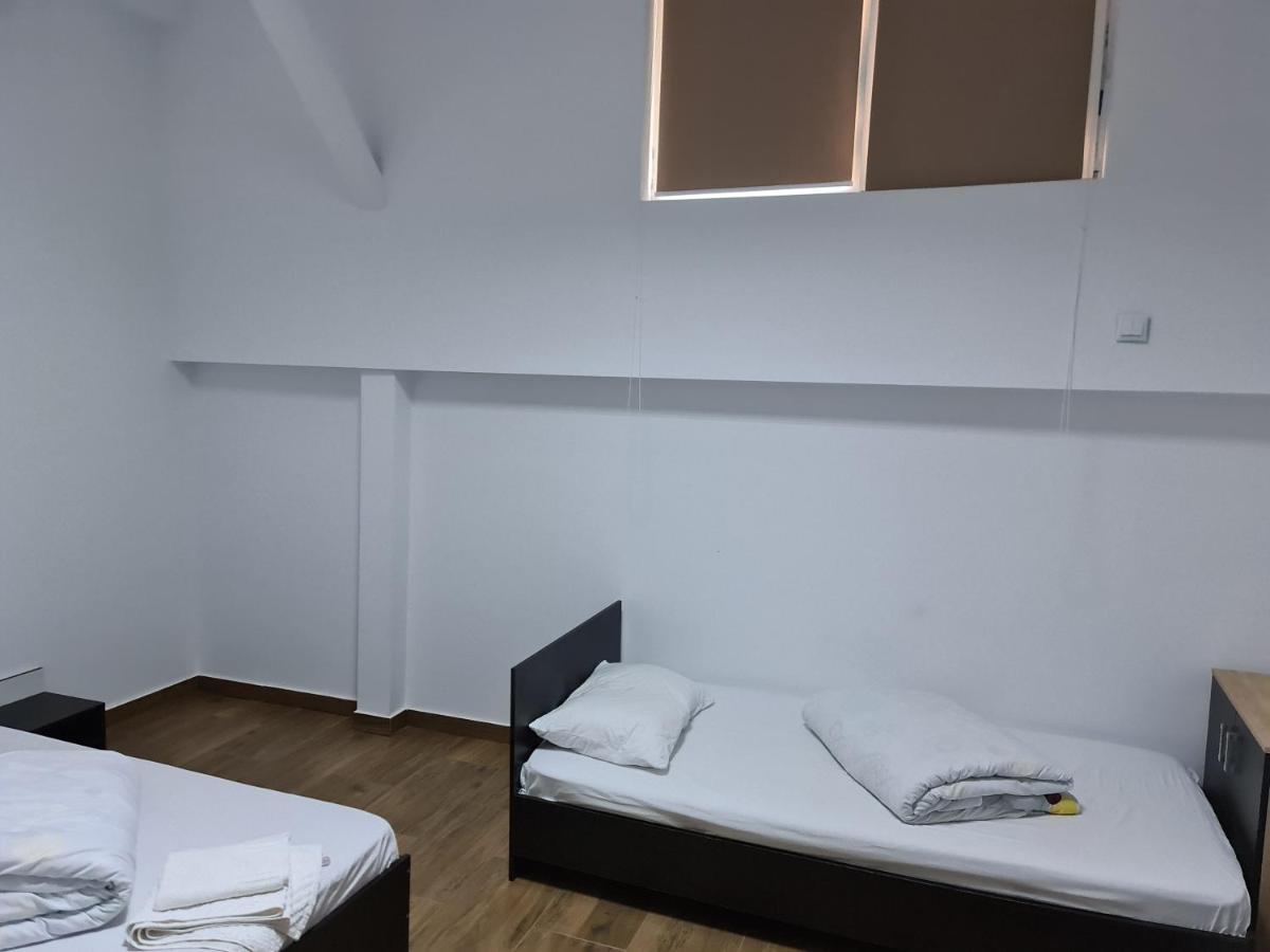 Hotel Safta Residence Pielestii Exterior foto